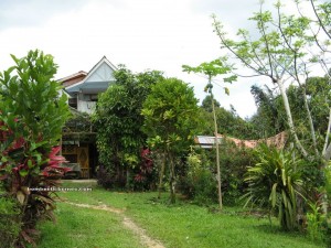 Bamboo house, accommodation, village, special lodging, Borneo, Lundu, Kuching, adventure, backpackers, destination, Dayak Selako, tribal, authentic, family vacation, tourist attraction, travel guide, 沙捞越,