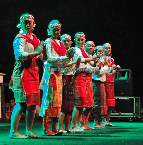 Lomba Jawi Nyai, authentic, event, talent show, carnival, Borneo, Kalteng, Indonesia, Palangka Raya, native, Suku Dayak, Obyek wisata, Tourism, tribal, tribe, backpackers,