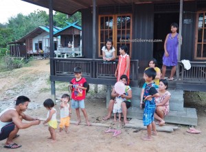 authentic, backpackers, Central Kalimantan, Gunung Mas, Rungan, Rumah Betang Toyoi, culture, budaya, native, traditional, Tourism, tourist attraction, travel guide, tribal, tribe, village