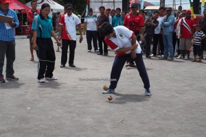 traditional games, Sports, Festival Budaya, Isen Mulang, authentic, Borneo, Central Kalimantan, 中加里曼丹, Palangkaraya, competition, event, native, Pariwisata, tourist attraction, travel guide, tribal,