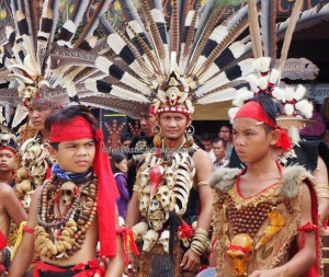 Naik Dango, Gawai Harverst Festival, authentic, indigenous, culture, Etnis, native, Borneo, Indonesia, Landak, Ngabang, tourism, traditional, travel guide, 西加里曼丹丰收节日,