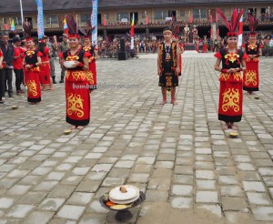 Gawai Harverst Festival, authentic, backpackers, culture, ceremony, Etnis, native, tribe, Borneo, Indonesia, Ngabang, tourism, obyek wisata, travel guide, traditional