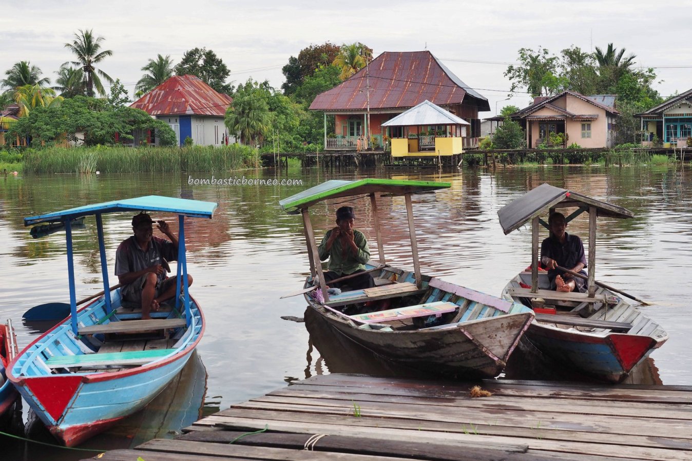 adventure, authentic, traditional, backpackers, destination, native, floating village, Borneo, West Kalimantan, Obyek wisata, Tourism, travel guide, crossborder, 印尼西加里曼丹, 婆罗洲旅游