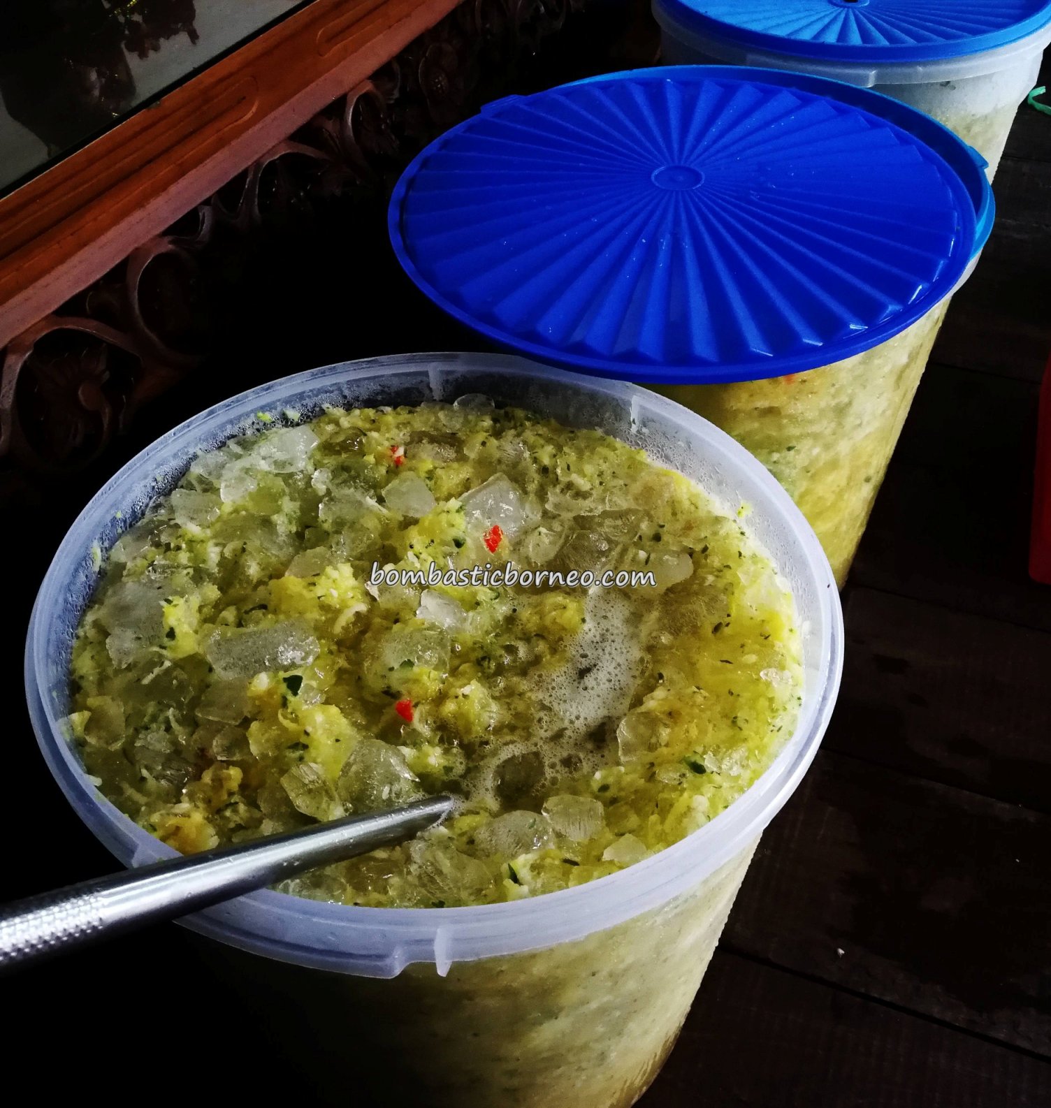 fruits salad, authentic, traditional, backpackers, Dayak Melayik, native, malay village, floating house, Borneo, Kalimantan Barat, Tourism, tourist attraction, town, travel guide, 印尼西加里曼丹,
