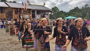 Pesta Apau Koyan, event, indigenous, budaya, Borneo, Sarawak, Malaysia, Belaga, Kapit, Sungai Asap, native, Ethnic, Dayak, Orang Ulu, travel guide,