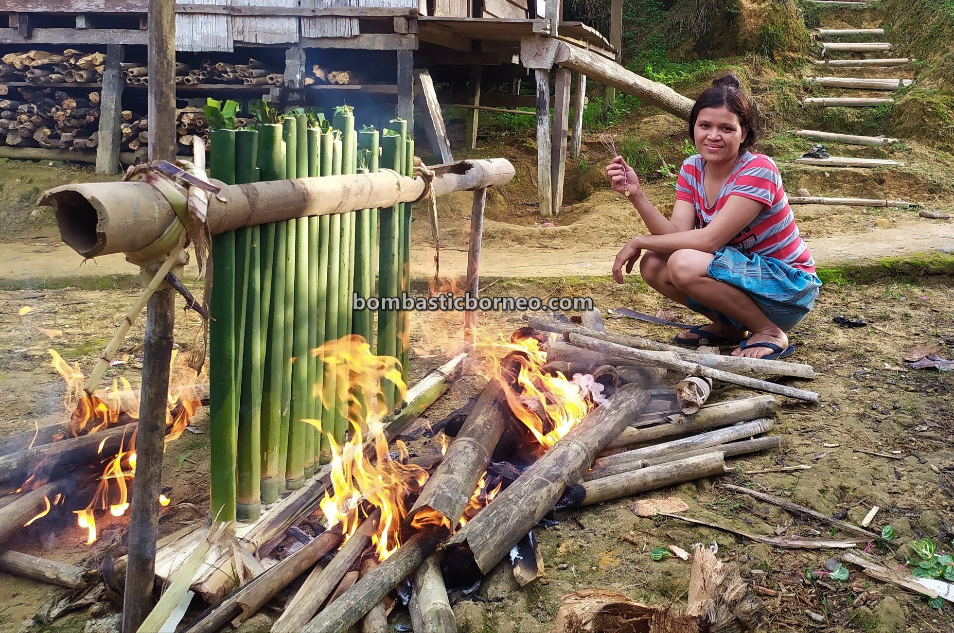 bamboo sticky rice, Sungkung Medeng, authentic, traditional, exploration, Bengkayang, Indonesia, West Kalimantan, Ethnic, native, tribe, village, Gawai harvest festival, Tourist attraction, Borneo