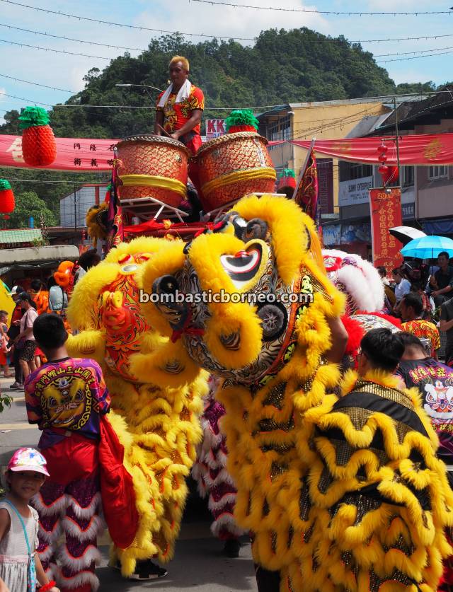 Chap Goh Meh, Lantern Festival, procession, Chinese New Year, culture, authentic, Bau, Kuching, Sarawak, Malaysia, Lion Dance, Tarian Singa, Tahun Baru Imlek, Tourism, Borneo,