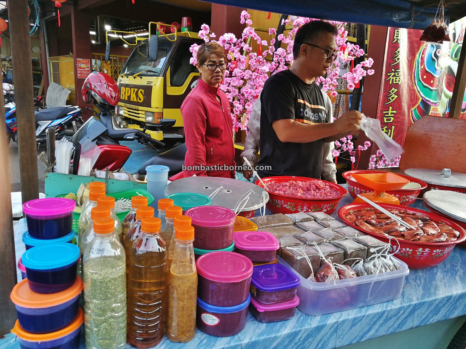 Pasar Turi, authentic, backpackers, West Kalimantan, Kota Amoi, fish, ikan, sayuran, vegetable, Obyek wisata, Tourism, travel guide, Trans Borneo
