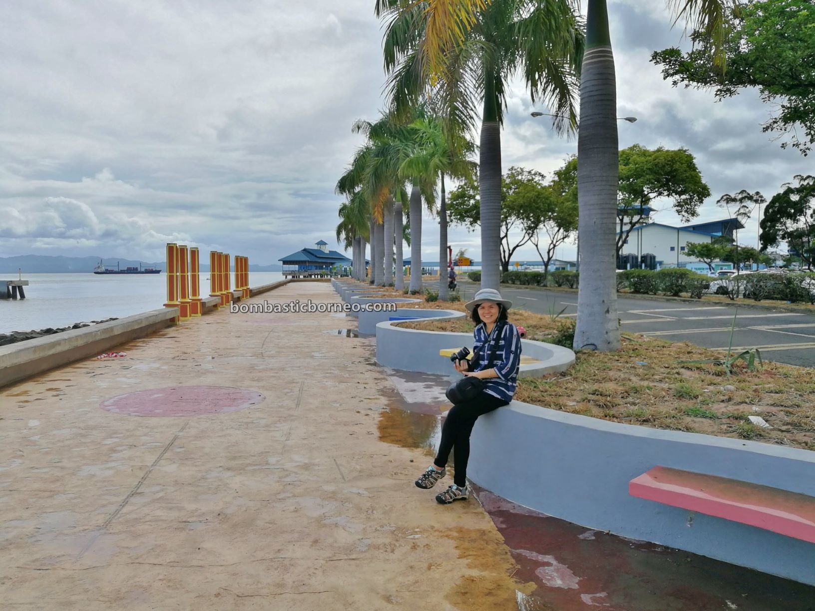 Ferry terminal, backpackers, destination, exploration, Pekan, town, Malaysia, Sabah, Tawau, Waterfront, Tourism, tourist attraction, Travel Guide, Borneo, Cross Border